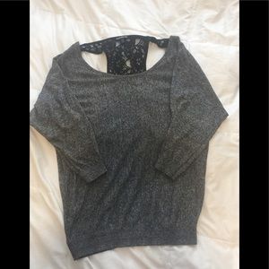 3/4 sleeve shirt